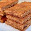 Oat squares with cinnamon